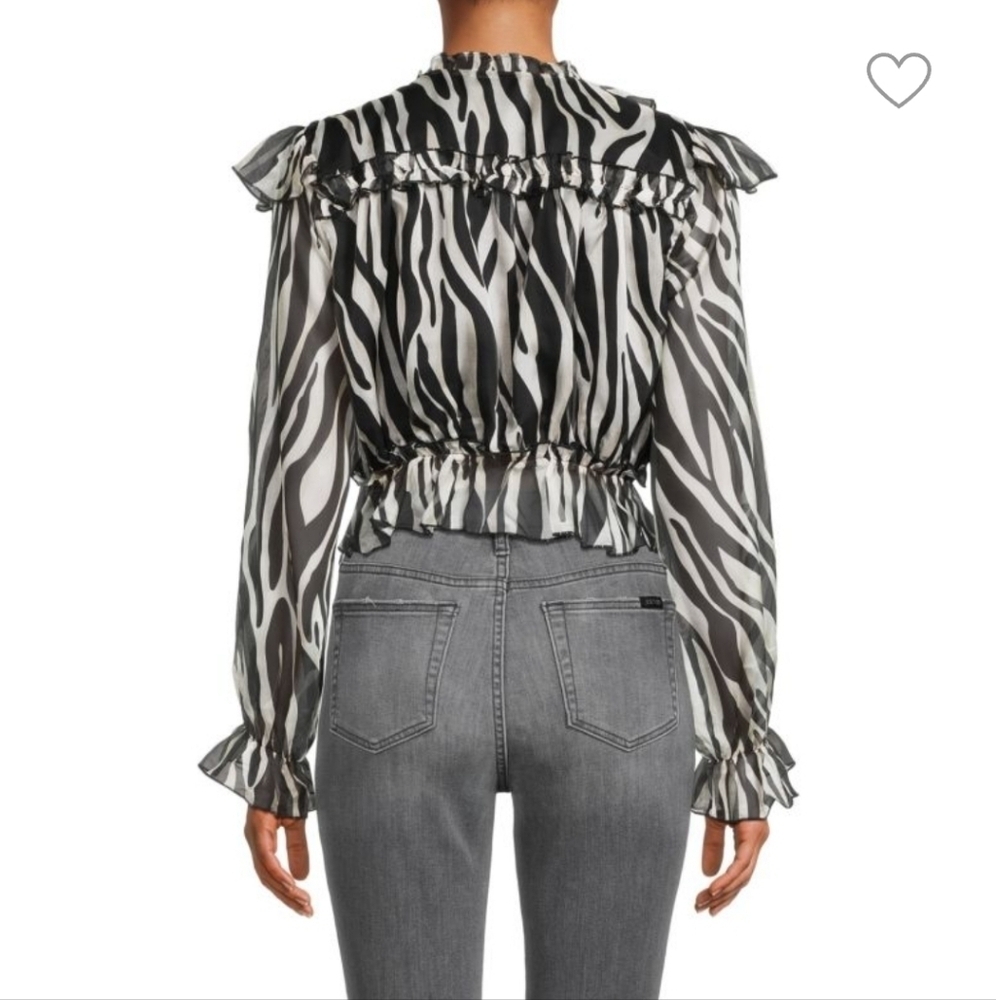 New Saks brand Area Stars Bari Animal Print Crop Top size medium - Picture 5 of 7